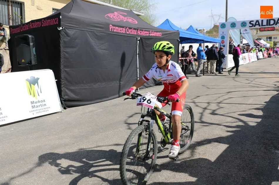 Foto 5 - La Copa Escuelas BTT de Castilla y Le&oacute;n re&uacute;ne en Saucelle a m&aacute;s de 200 peque&ntilde;os ciclistas  