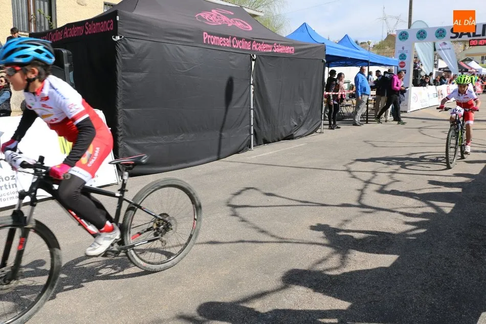 Foto 3 - La Copa Escuelas BTT de Castilla y Le&oacute;n re&uacute;ne en Saucelle a m&aacute;s de 200 peque&ntilde;os ciclistas  