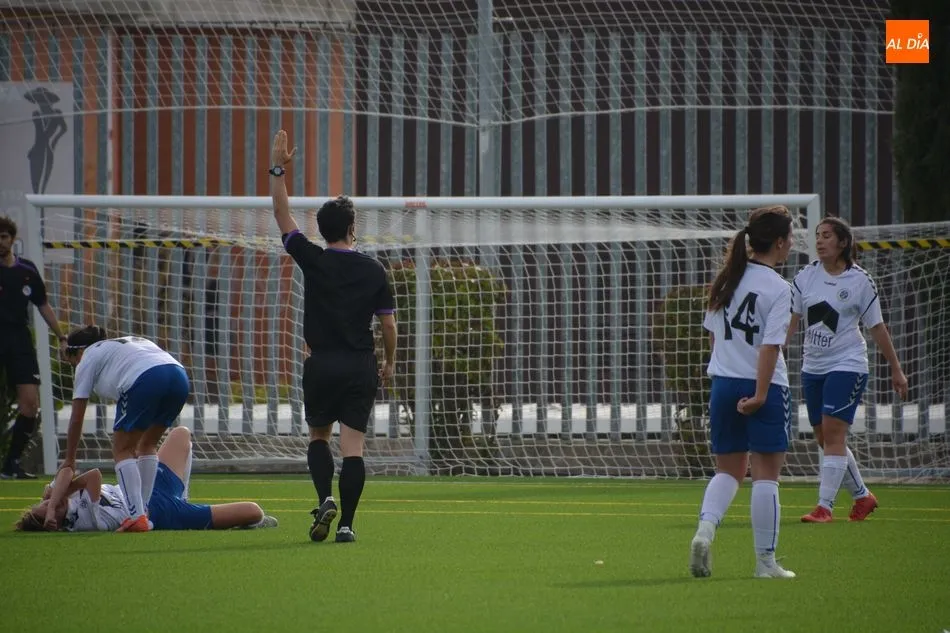 Foto 5 - El Salamanca FF tampoco puede puntuar frente al Torrelodones (1-2)