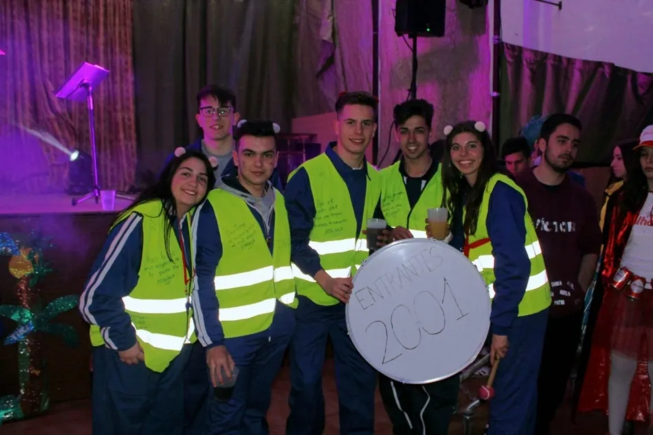 Foto 7 - Villoruela vive el carnaval a lo grande