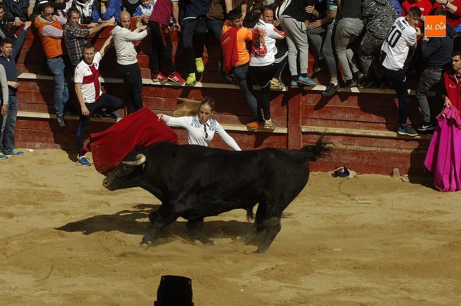 Foto 7 - Los eventos taurinos de la ma&ntilde;ana del Domingo dejan hasta 7 heridos, ninguno de gravedad  