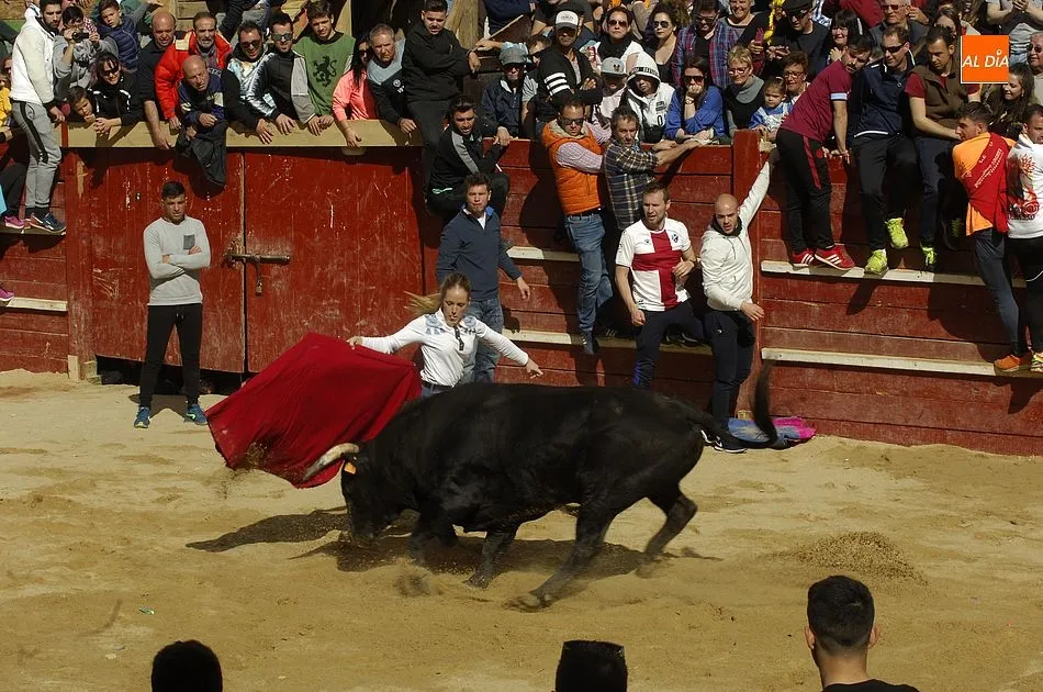 Foto 6 - Los eventos taurinos de la ma&ntilde;ana del Domingo dejan hasta 7 heridos, ninguno de gravedad  
