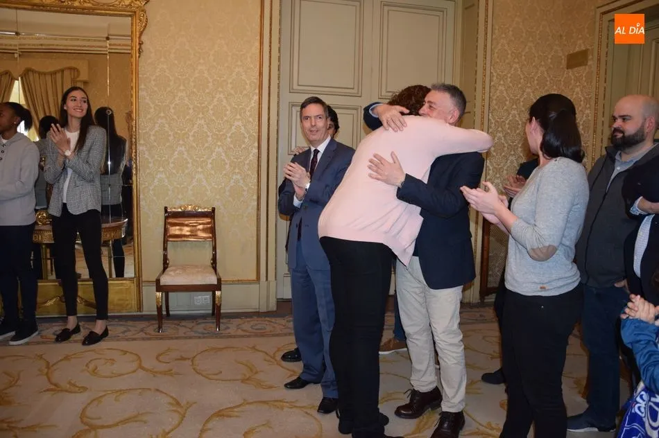 Foto 11 - El Perfumer&iacute;as Avenida, recibido con honores en el Ayuntamiento por ganar la Copa de la Reina
