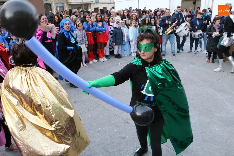 Foto 2 - Guijuelo festeja el carnaval con superpoderes