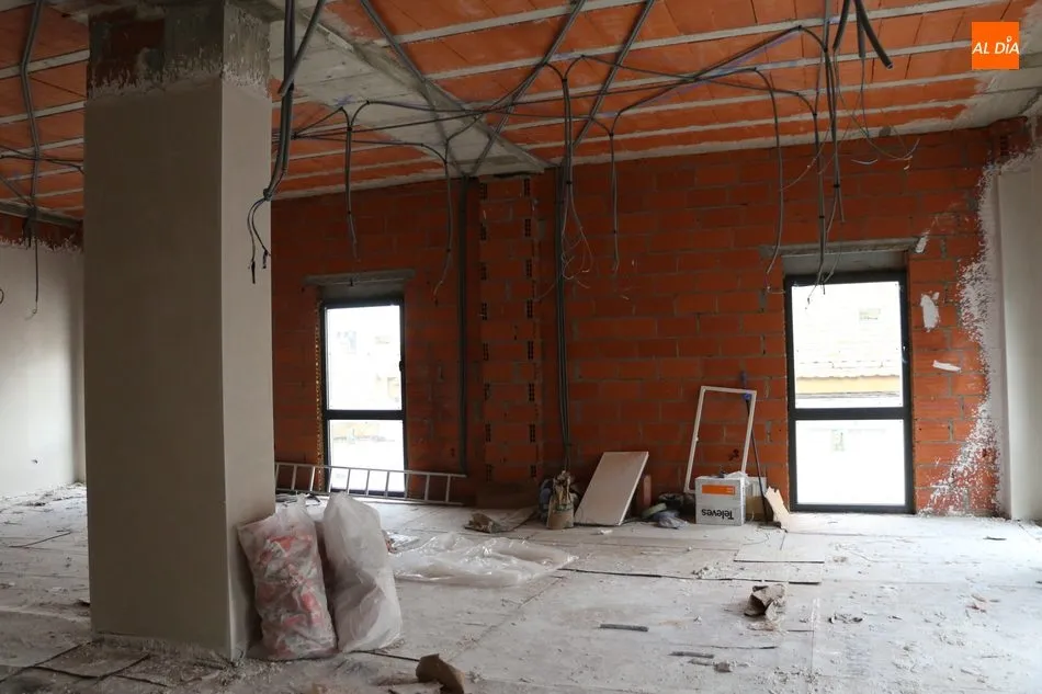 Foto 4 - El Ayuntamiento acondiciona en su planta superior un nuevo espacio multiusos  