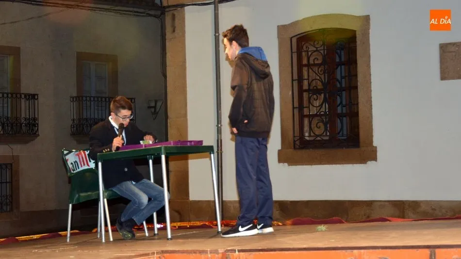 Foto 9 - Los &lsquo;Coches chocones&rsquo; ganan el concurso de disfraces del Carnaval de Lumbrales