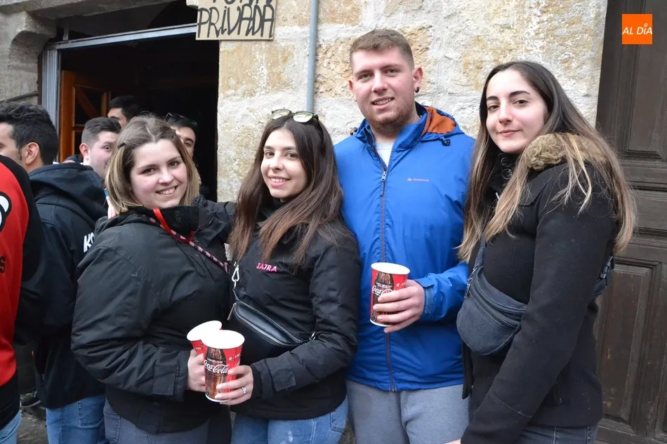 Foto 4 - La Colada contin&uacute;a rememorando sus viejos tiempos con otra tarde de discom&oacute;vil  