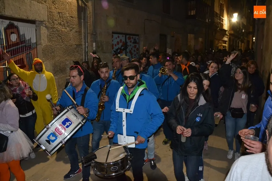 Foto 4 - Los j&oacute;venes doblan su apuesta para la tarde-noche del Lunes con la incorporaci&oacute;n de una...