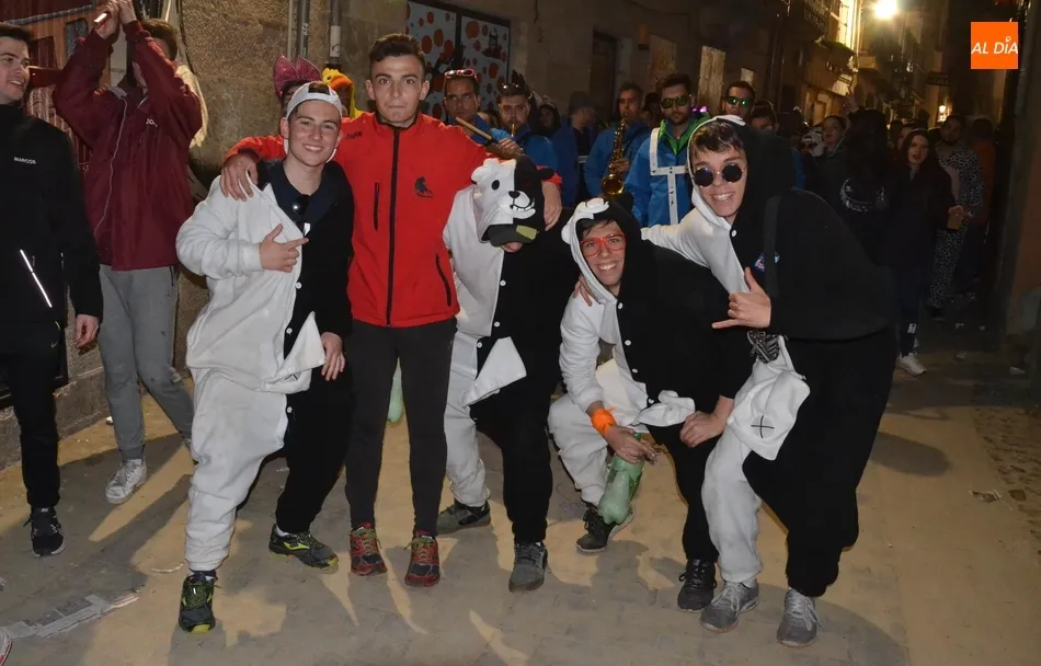 Foto 6 - Los j&oacute;venes doblan su apuesta para la tarde-noche del Lunes con la incorporaci&oacute;n de una...