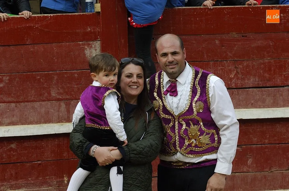 Foto 2 - El espect&aacute;culo de los recortes se hace de nuevo un hueco formal en la Plaza Mayor  
