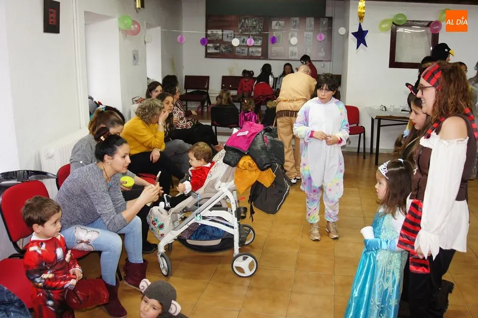 Foto 4 - Divertida fiesta de carnaval para los ni&ntilde;os de Los Santos