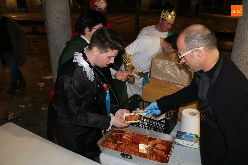 Foto 4 - El Steampunk y las Hero&iacute;nas del Bosque ganan el concurso de disfraces de Guijuelo