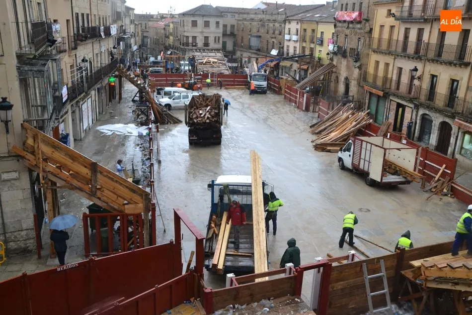 La lluvia acelera la vuelta a la normalidad de Miróbriga tras el Carnaval  