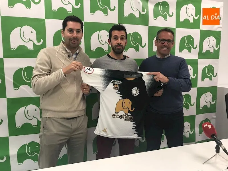 Tejedor, Cristian Portilla y Gorka Etxebarria / Pedro Zaballos