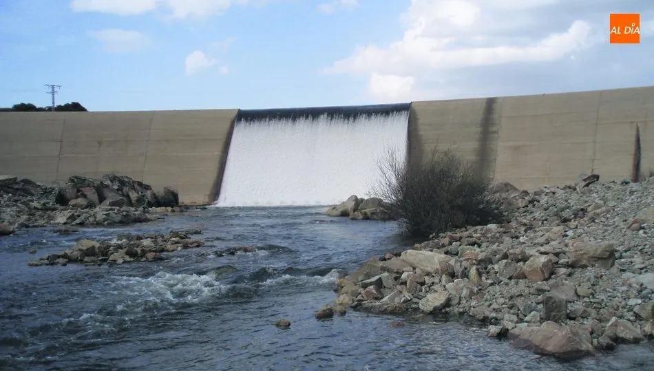 Salto de San FErnando, barrera infranqueable para los peces en el Tormes / J. I. H.