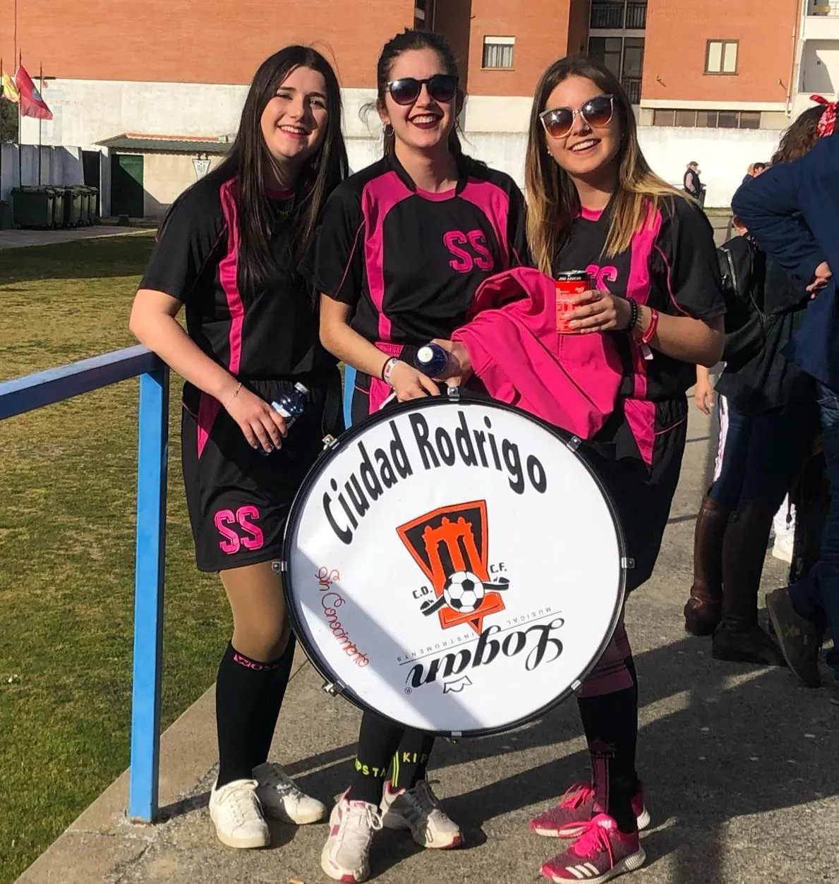 Foto 3 - Sequ&iacute;a de goles en el partido carnavalero del Ciudad Rodrigo, en el que se record&oacute; a Jos&eacute; Pinto  