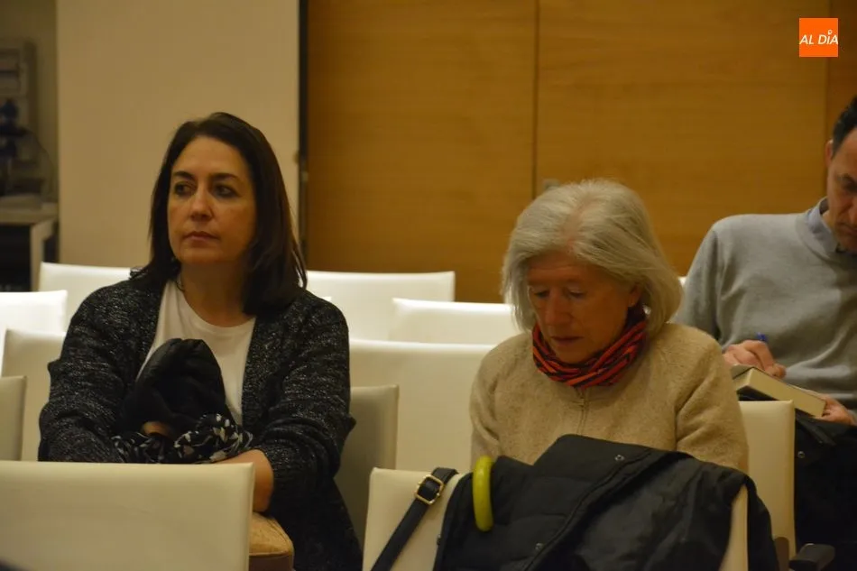 Foto 4 - Mercedes G&oacute;mez presenta en Salamanca su libro &lsquo;Modernas y vanguardistas&rsquo;  