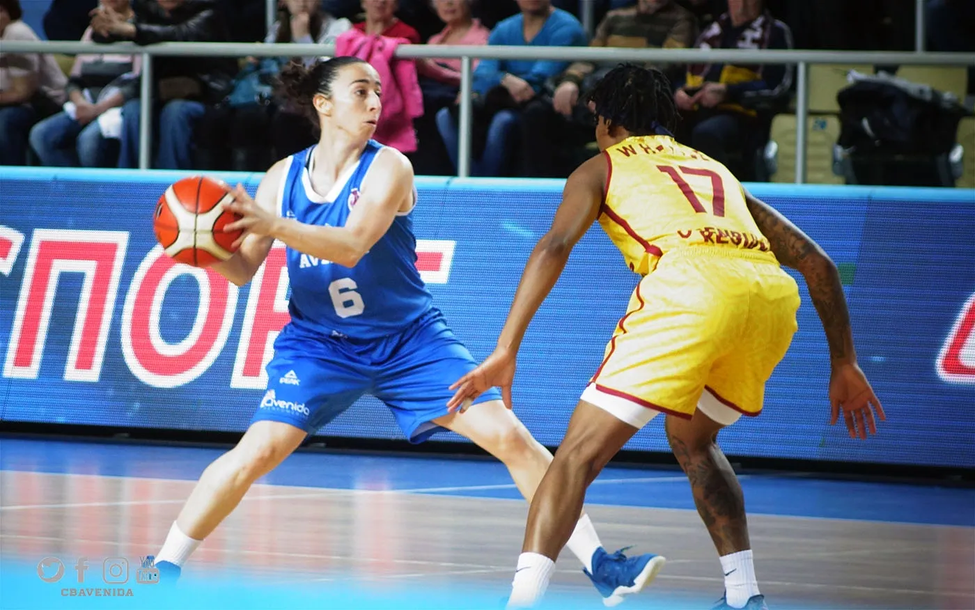 Foto 3 - Perfumer&iacute;as Avenida sale con vida de Oremburgo y tendr&aacute; que remontar en W&uuml;zburg (58-50)