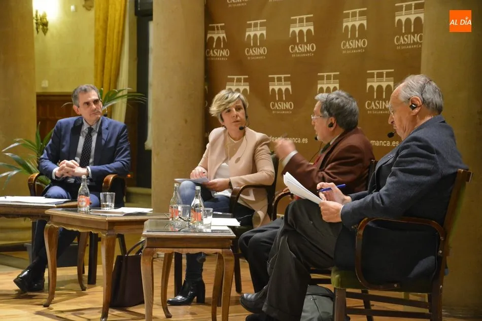 Foto 3 - El Casino acoge el segundo de los &lsquo;Di&aacute;logos ciudadanos sobre el futuro de Europa&rsquo; 