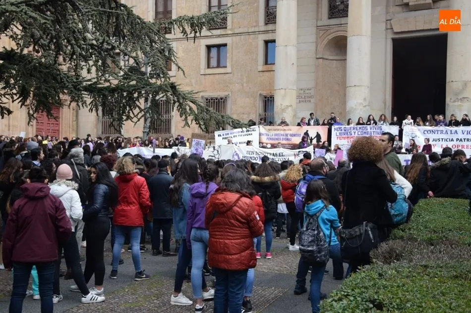 Foto 9 - "Es necesario acabar con la brecha salarial y con la precarizaci&oacute;n de los sectores feminizados&rdquo;