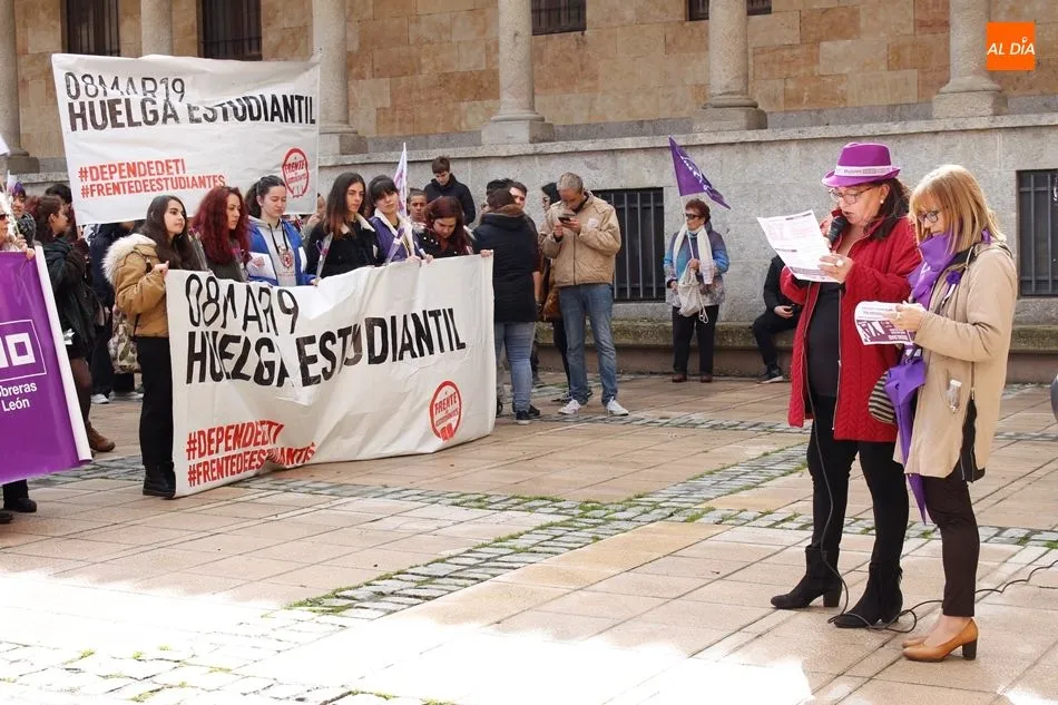 Foto 7 - UGT y CCOO reclaman un Ley de Transparencia Salarial para combatir la discriminaci&oacute;n