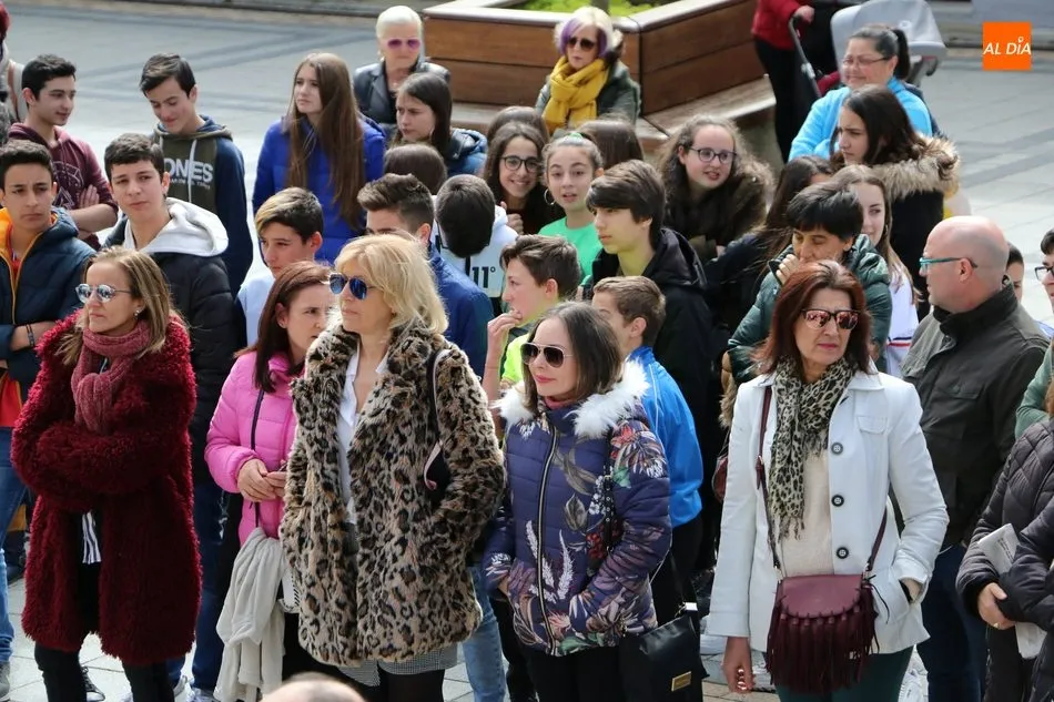 Foto 4 - En torno a 200 personas conmemoran el D&iacute;a Internacional de la Mujer en Vitigudino  