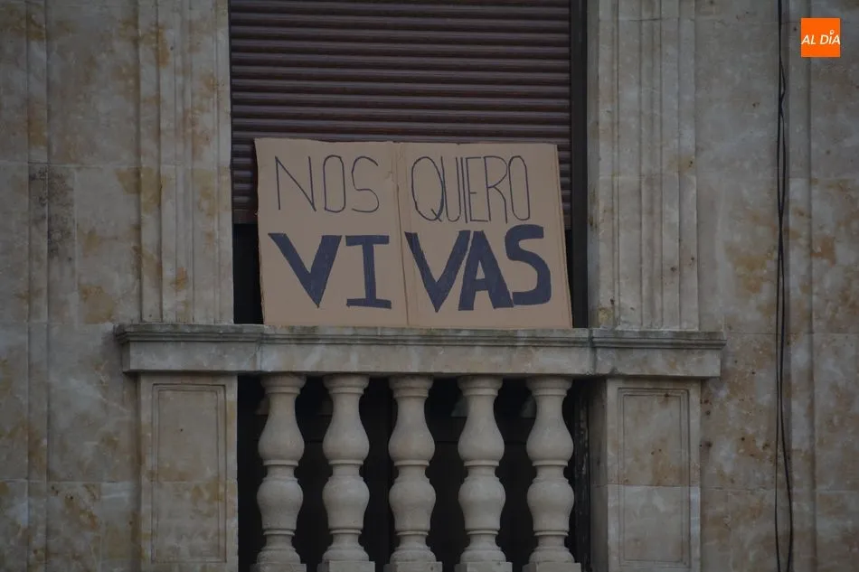 Foto 11 - M&aacute;s de 6.000 estudiantes no universitarios secundan la huelga feminista y no acuden a clase&nbsp;  
