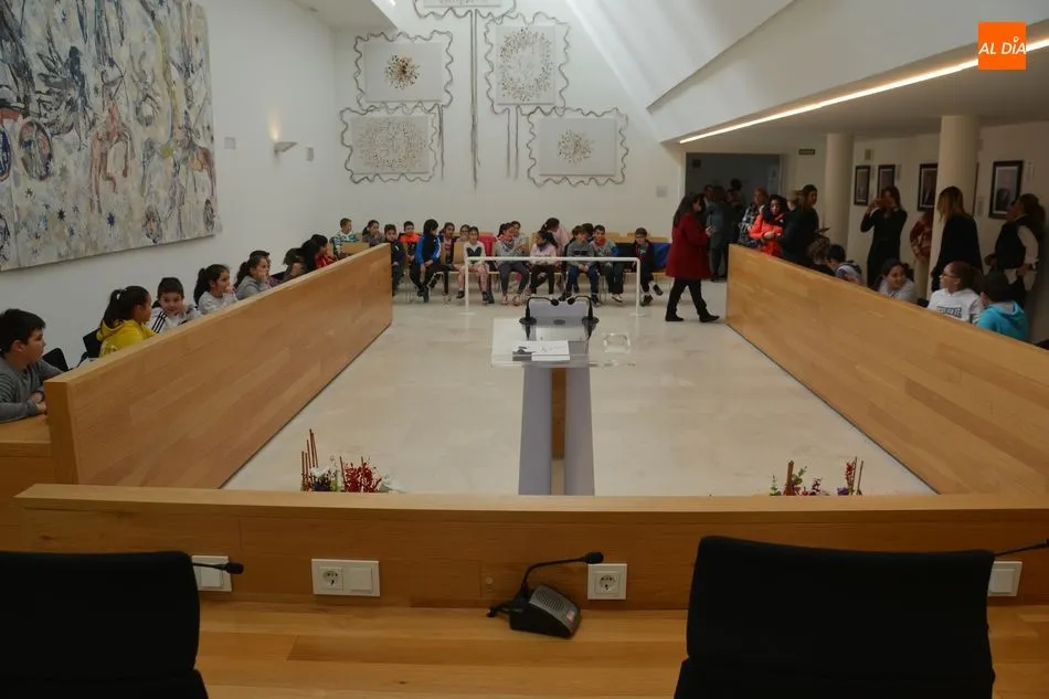 Foto 4 - Escolares de Santa Marta muestran su dotes creativas en el II Premio de Literatura Infantil