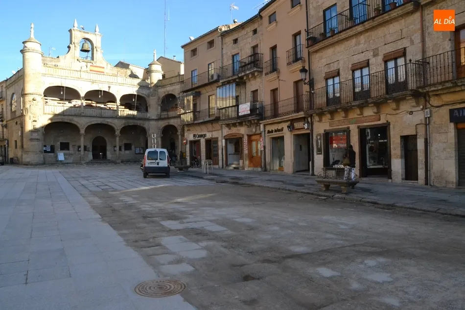 Foto 5 - La Plaza Mayor termina de quitarse el disfraz  