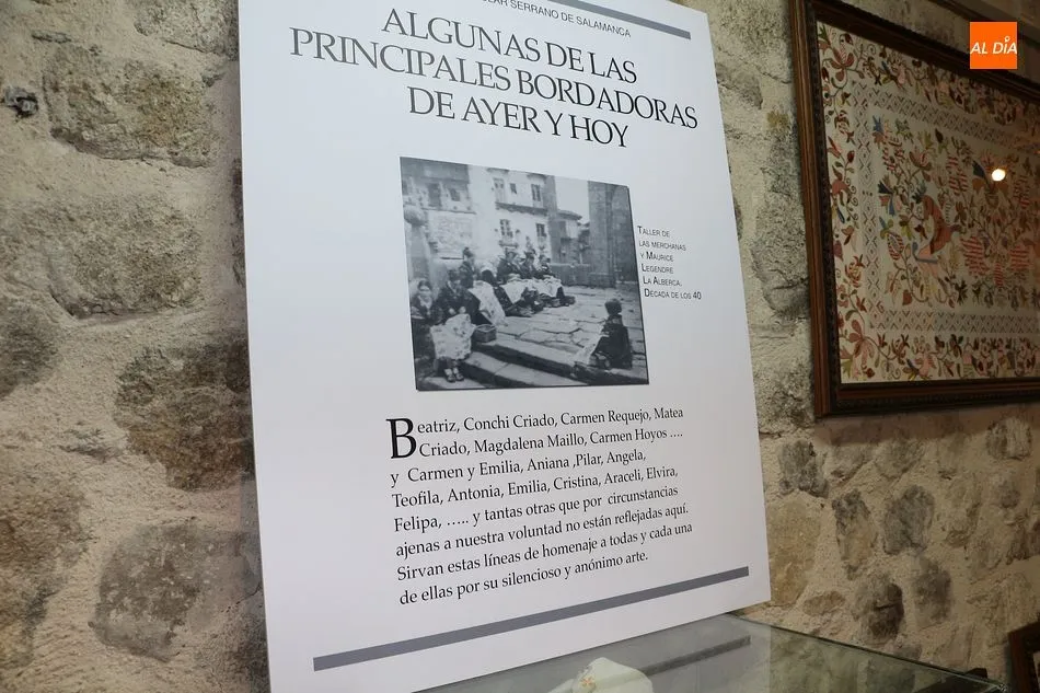 Foto 6 - La exposici&oacute;n &lsquo;El Bordado en la Sierra de Francia&rsquo; abre sus puertas