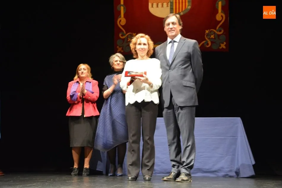Foto 11 - Merecido homenaje a tres salmantinas por su destacada labor a favor de la igualdad real y efectiva  