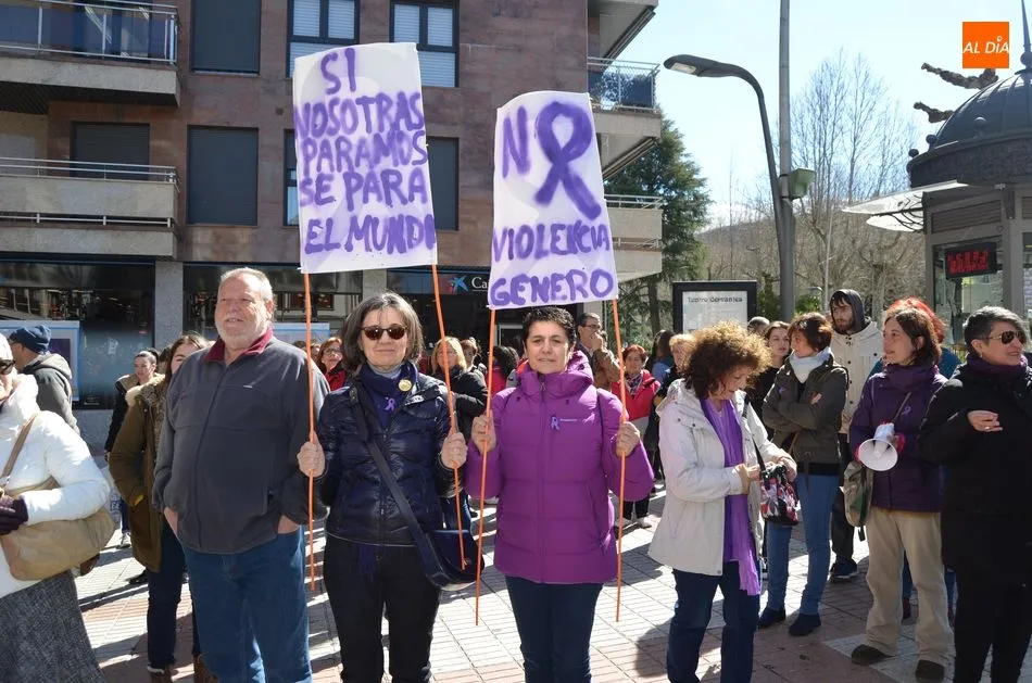 Foto 9 - La Manifestaci&oacute;n Feminista del D&iacute;a de la Mujer multiplica considerablemente el n&uacute;mero de...