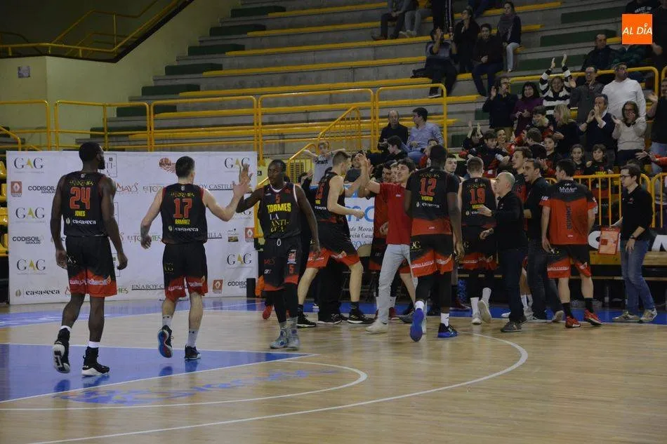 Ánimos entre los jugadores del CB Tormes