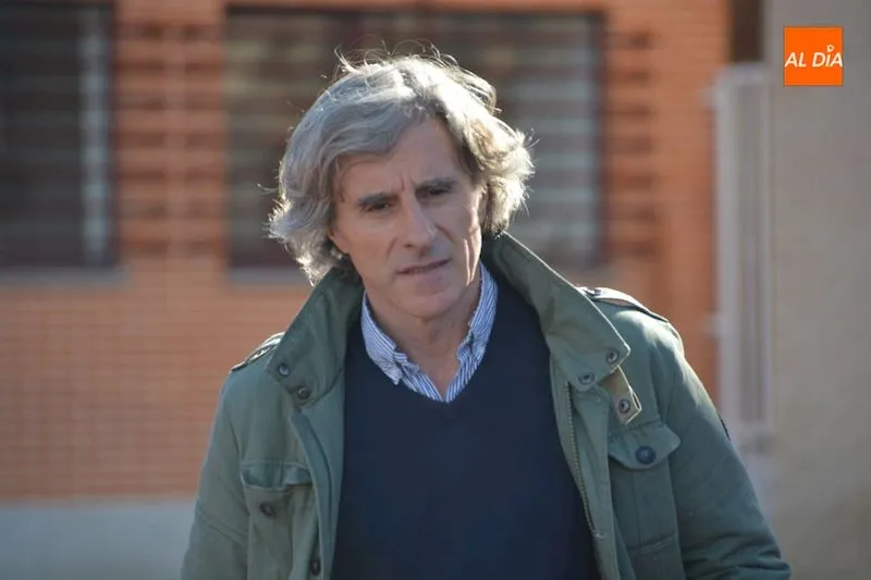 Roberto Aguirre durante el partido