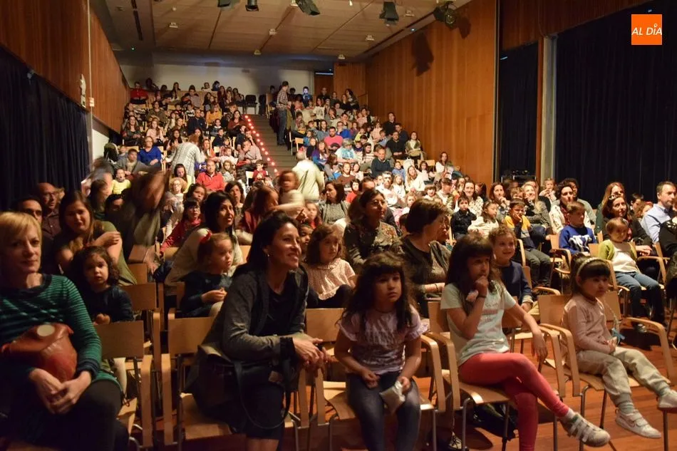 Foto 4 - Teatro delle Briciole acerca el mundo del libro a los m&aacute;s peque&ntilde;os