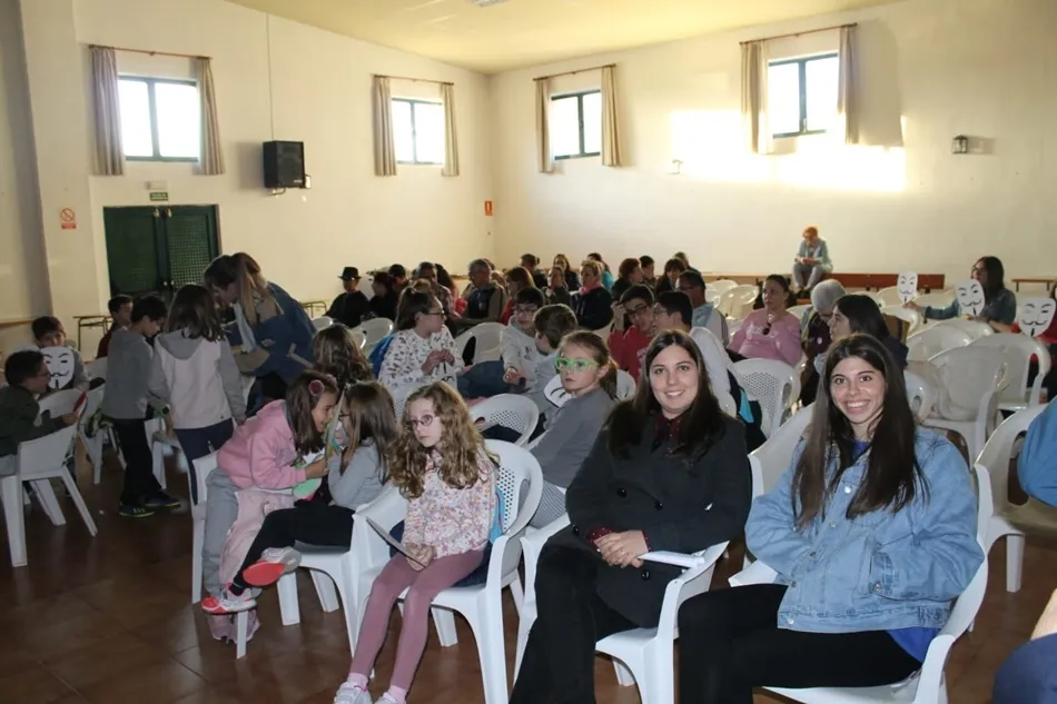 Foto 7 - Villoruela dice &ldquo;basta&rdquo; a la violencia de g&eacute;nero