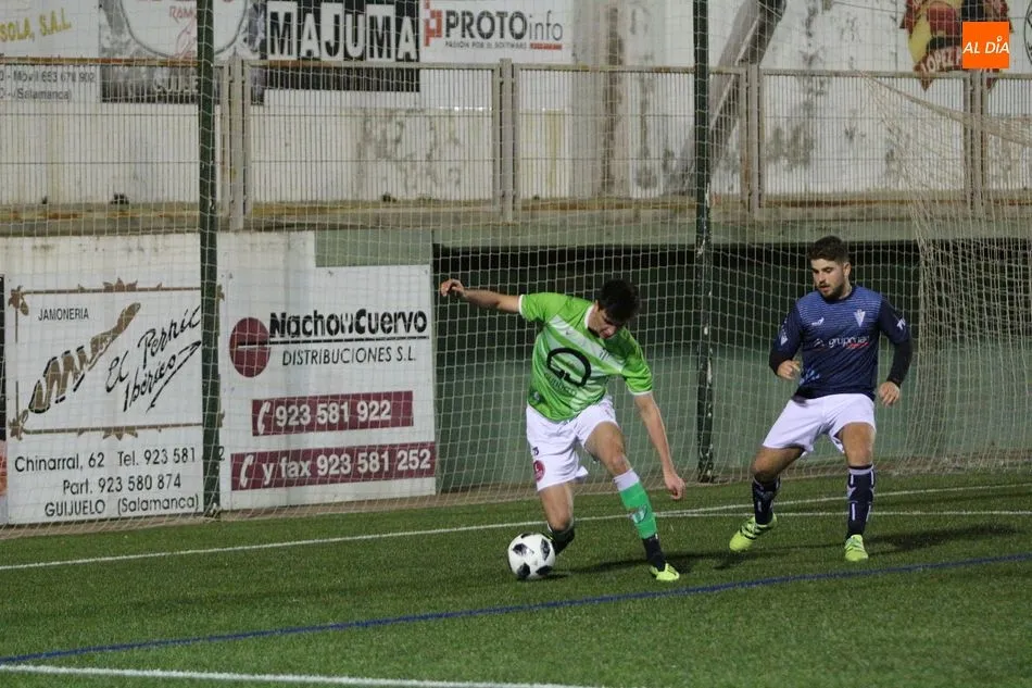 Foto 5 - El Guijuelo B empata con el Villamayor en un competido encuentro (1-1)