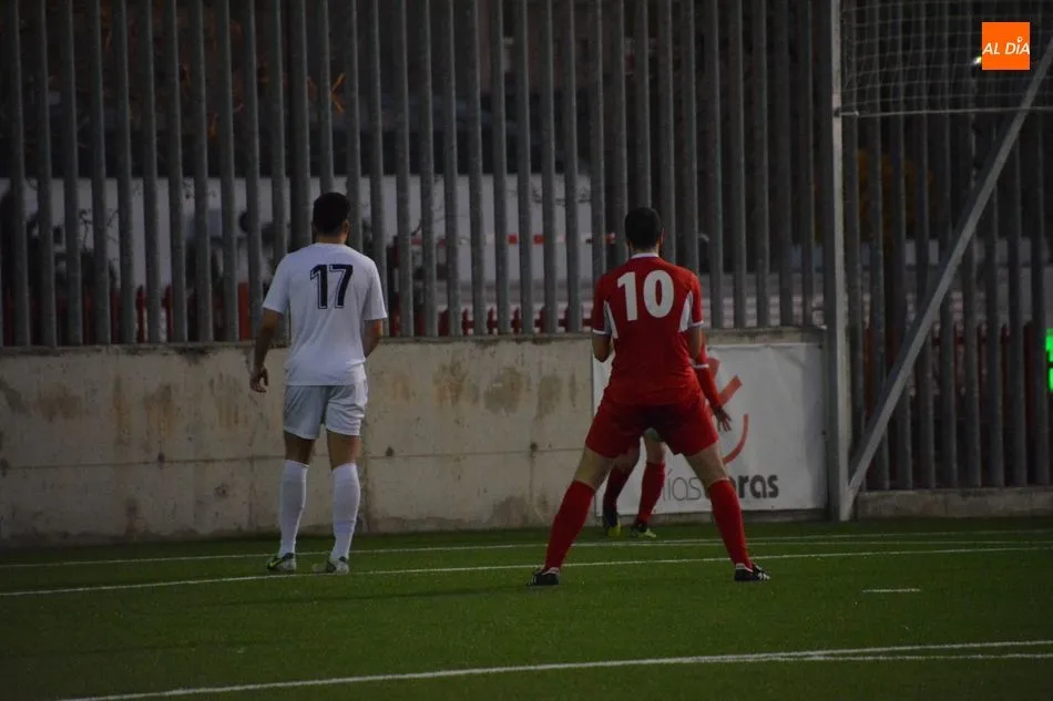 Foto 7 - El Navega y el Hergar &lsquo;B&rsquo; empatan y mantienen la pelea por el liderato al rojo vivo (1-1)