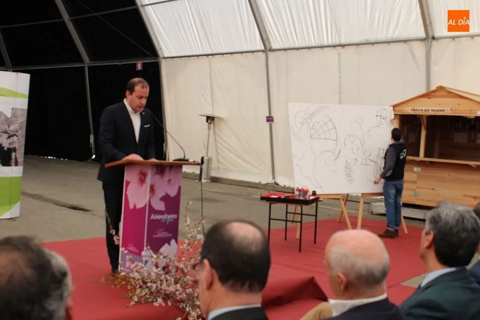 Foto 10 - Figueira invita a Salamanca a afrontar juntos el desaf&iacute;o de la reapertura del Tren del Duero  