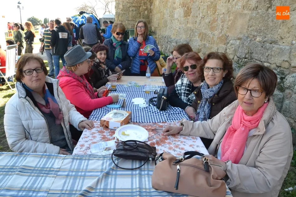 Foto 10 - El buen tiempo tambi&eacute;n acompa&ntilde;a la despedida del Carnaval 2019  