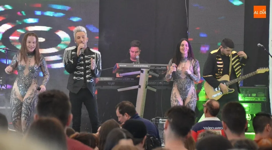 Foto 2 - La entrega de premios y una tarde de buena m&uacute;sica dan carpetazo a un gran Carnaval  