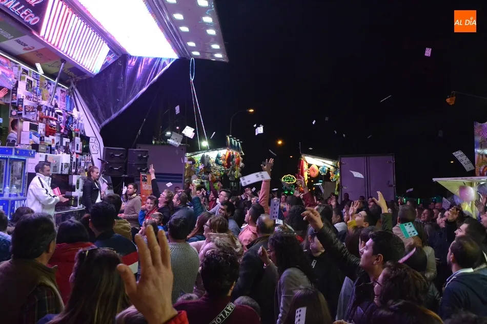Foto 7 - La zona de ferias vive su &uacute;ltima gran tarde incluyendo un viaje como premio especial  