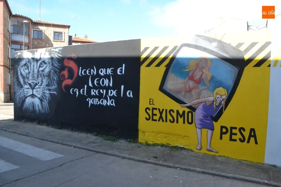 Foto 3 - Culminado el nuevo grafiti dedicado a la lucha de las mujeres  