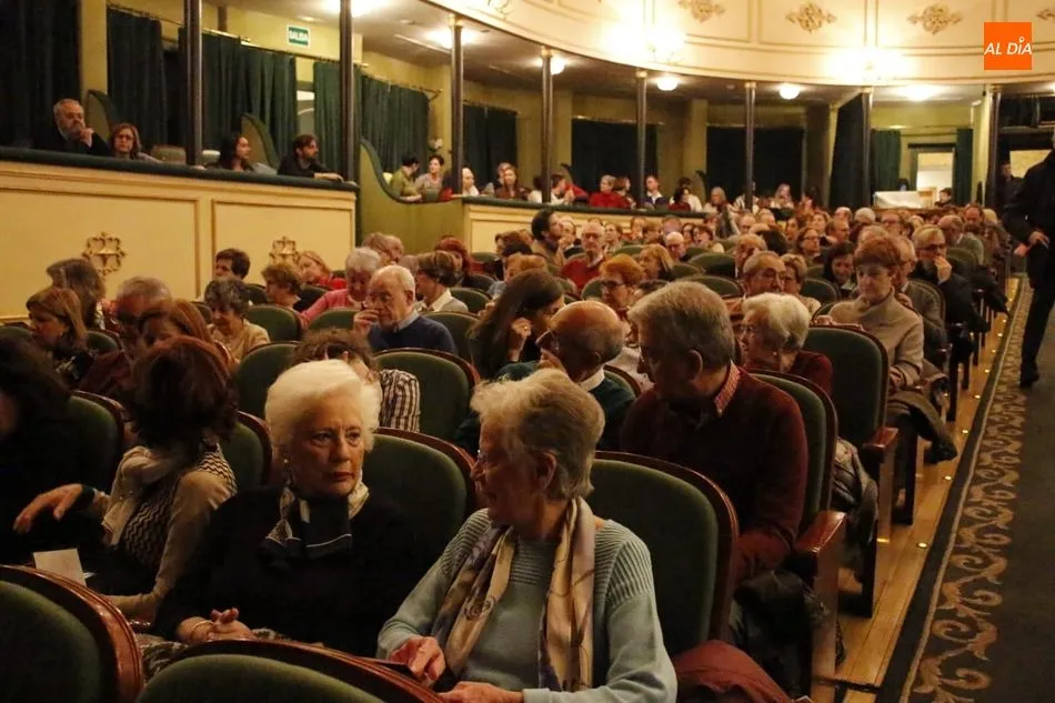 Foto 7 - Brillante concierto del joven pianista Juan P&eacute;rez Florist&aacute;n en el Teatro Liceo