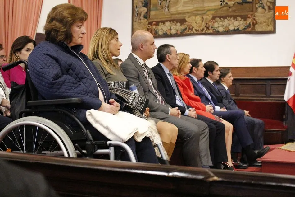 Foto 8 - Junta y Universidad recuerdan a las v&iacute;ctimas del terrorismo en un emotivo acto