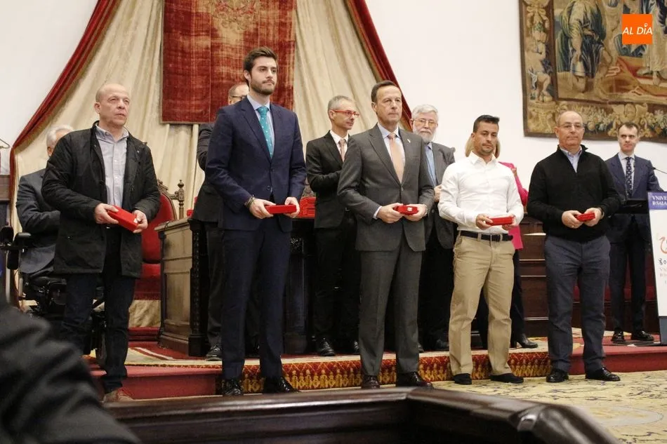 Foto 7 - Junta y Universidad recuerdan a las v&iacute;ctimas del terrorismo en un emotivo acto
