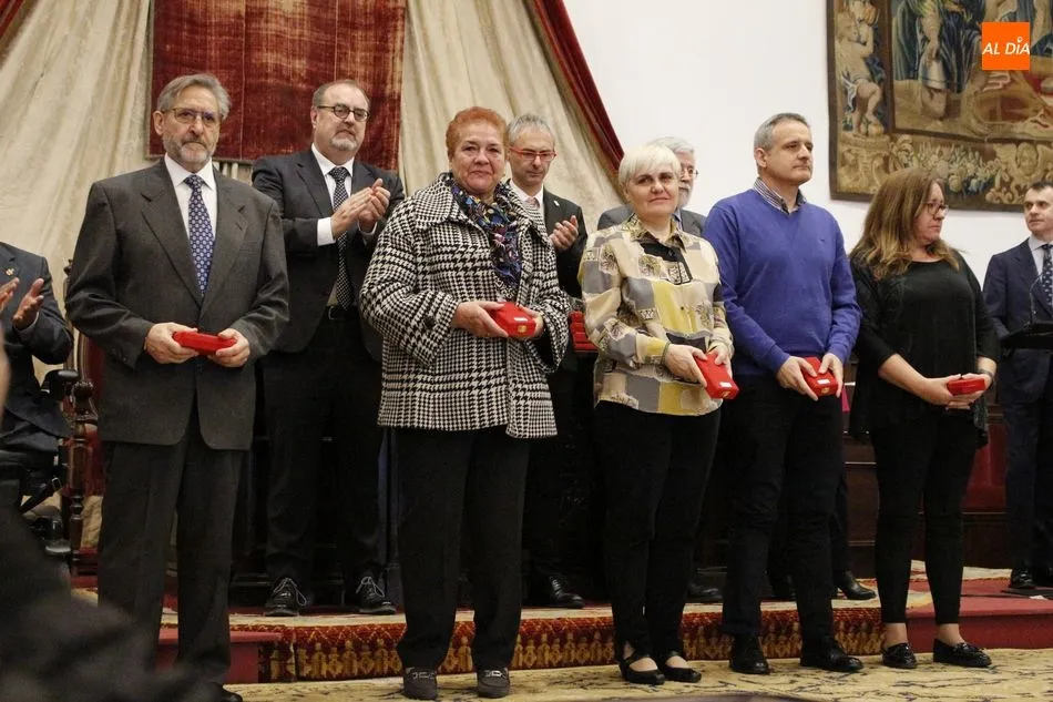 Foto 4 - Junta y Universidad recuerdan a las v&iacute;ctimas del terrorismo en un emotivo acto