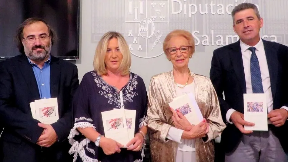 Alencart, Salas, Fernández Labrador y Barrera, con los libros premiados en la V edición. Foto de J. Alencar