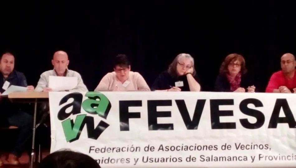 Una de las asambleas de la federación vecinal FEVESA