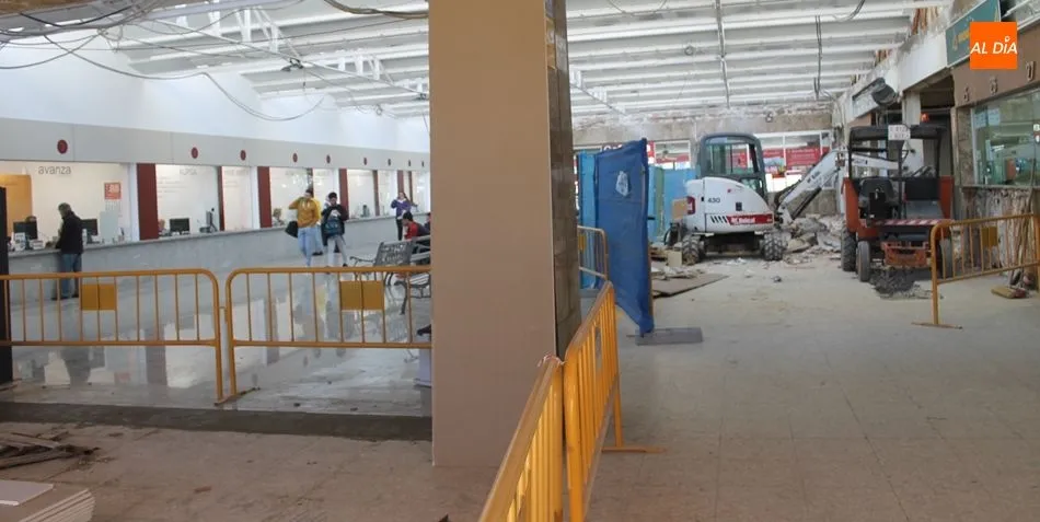 Foto 4 - Completada la reforma de la mitad de la zona de oficinas de la estaci&oacute;n de autobuses